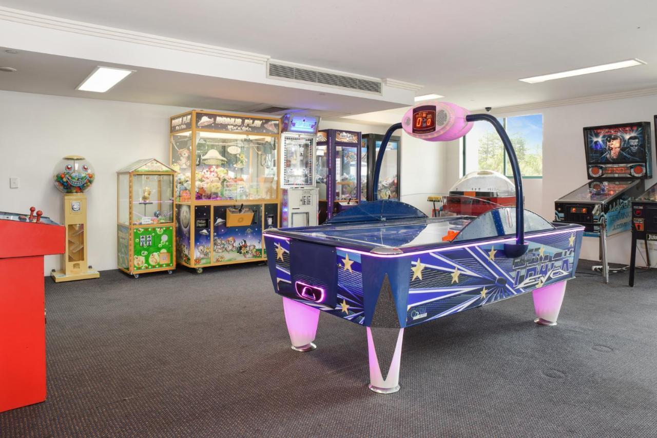 Holiday Holiday Crown Towers Gold Coast Eksteriør billede