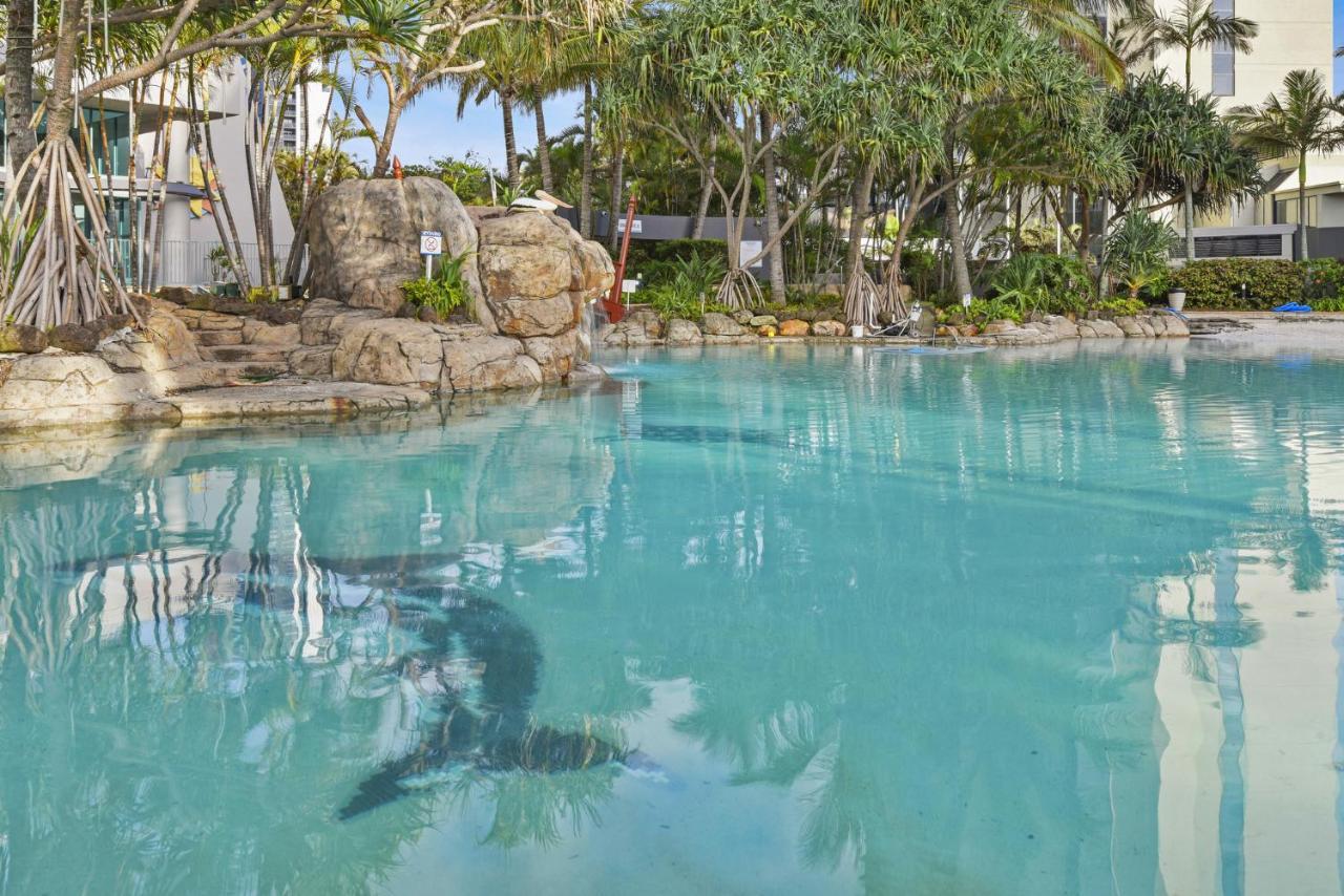 Holiday Holiday Crown Towers Gold Coast Eksteriør billede